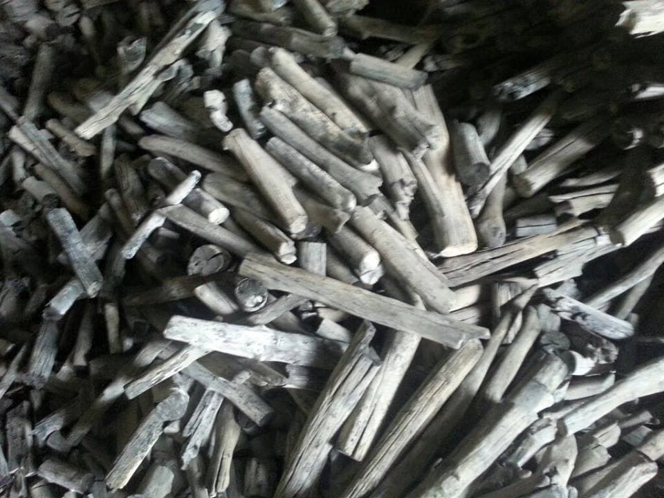 Vietnam white charcoal _binchotan_
